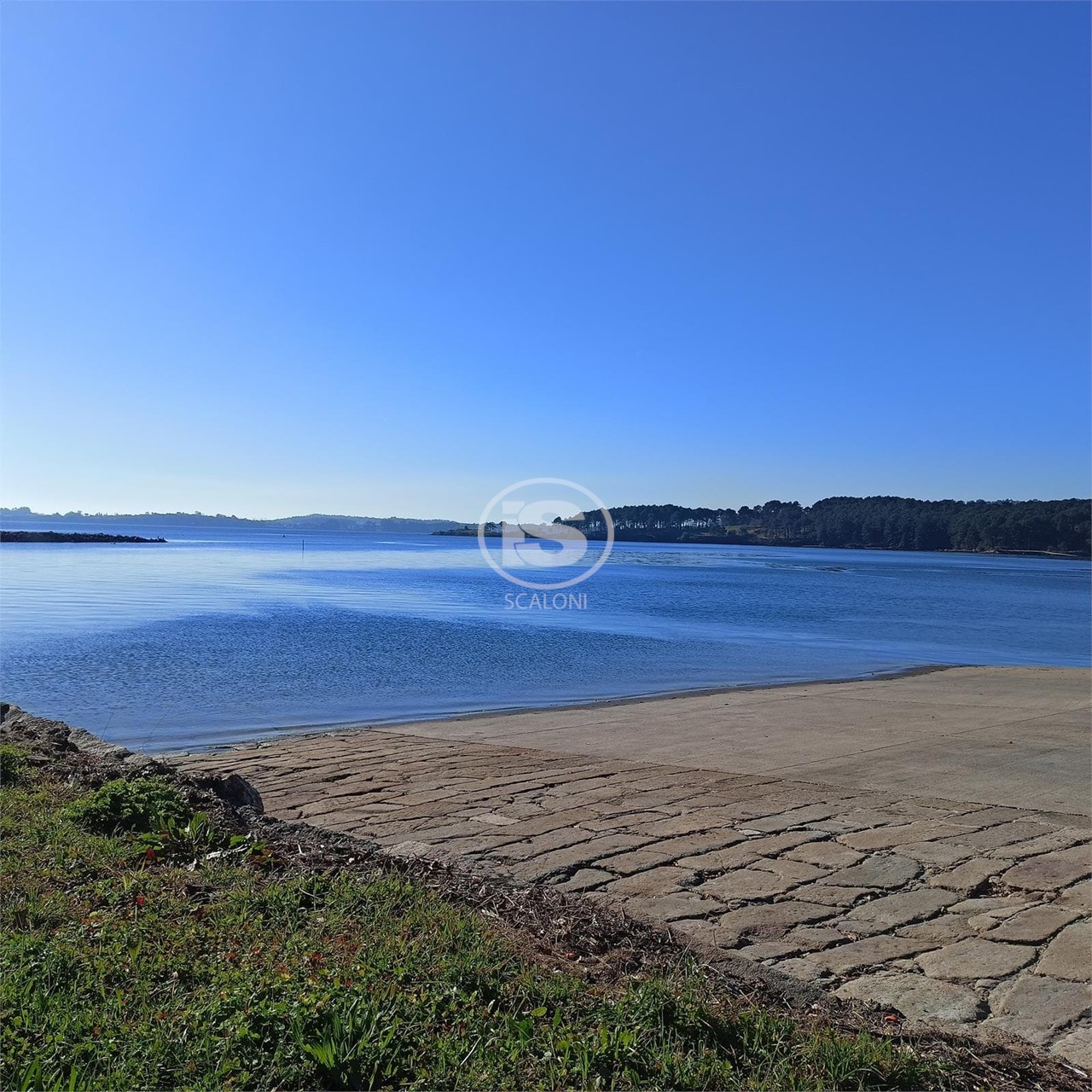 Foto 25 Venta de magnífico piso en Rianxo con vistas al mar